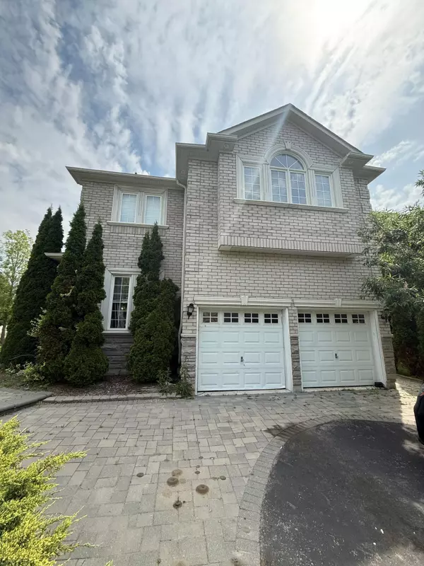 Whitby, ON L3R 3R5,176 Tormina BLVD