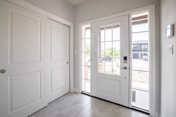 Fort Erie, ON L2A 0H3,762 Bradford AVE