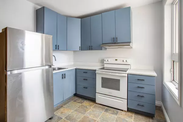 Vanier And Kingsview Park, ON K1L 7G8,258 Park ST #1