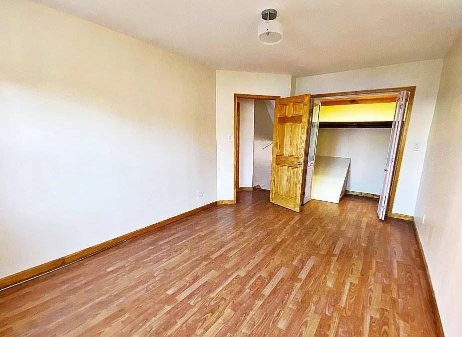 Brooklyn, NY 11214,72 Bay 35th ST