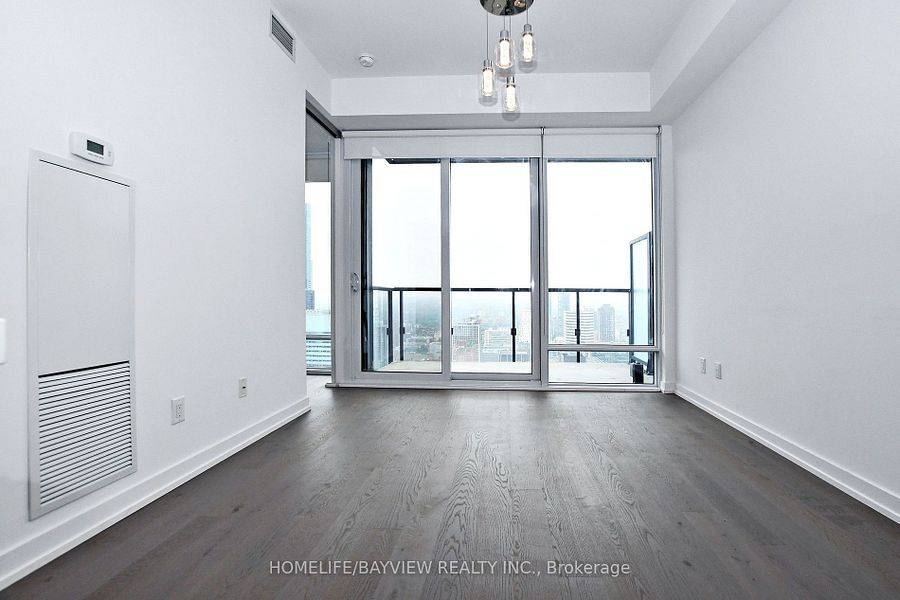 Toronto C01, ON M5G 0C1,488 University AVE #3203