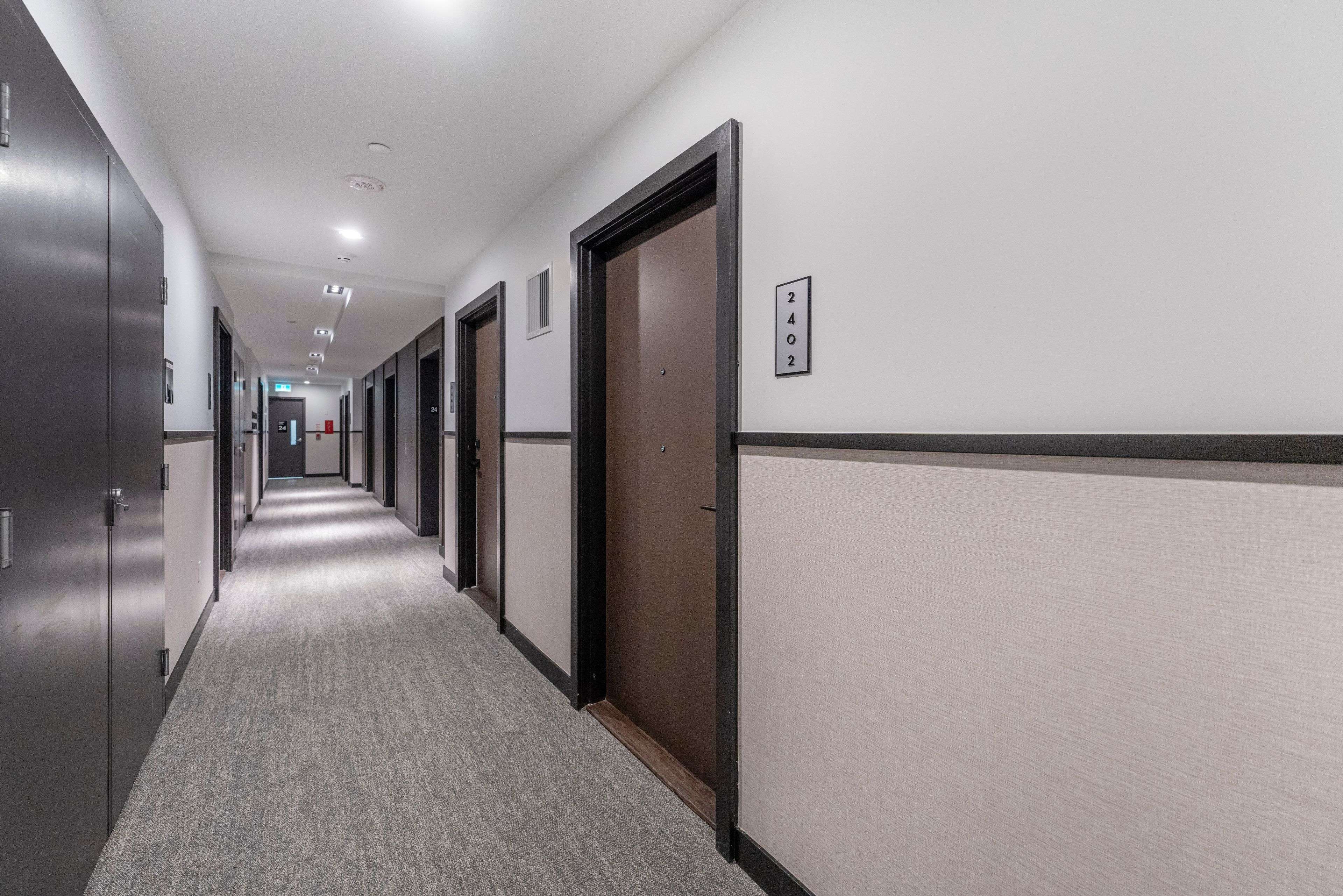 Vaughan, ON L4K 0A4,474 Caldari RD #2402