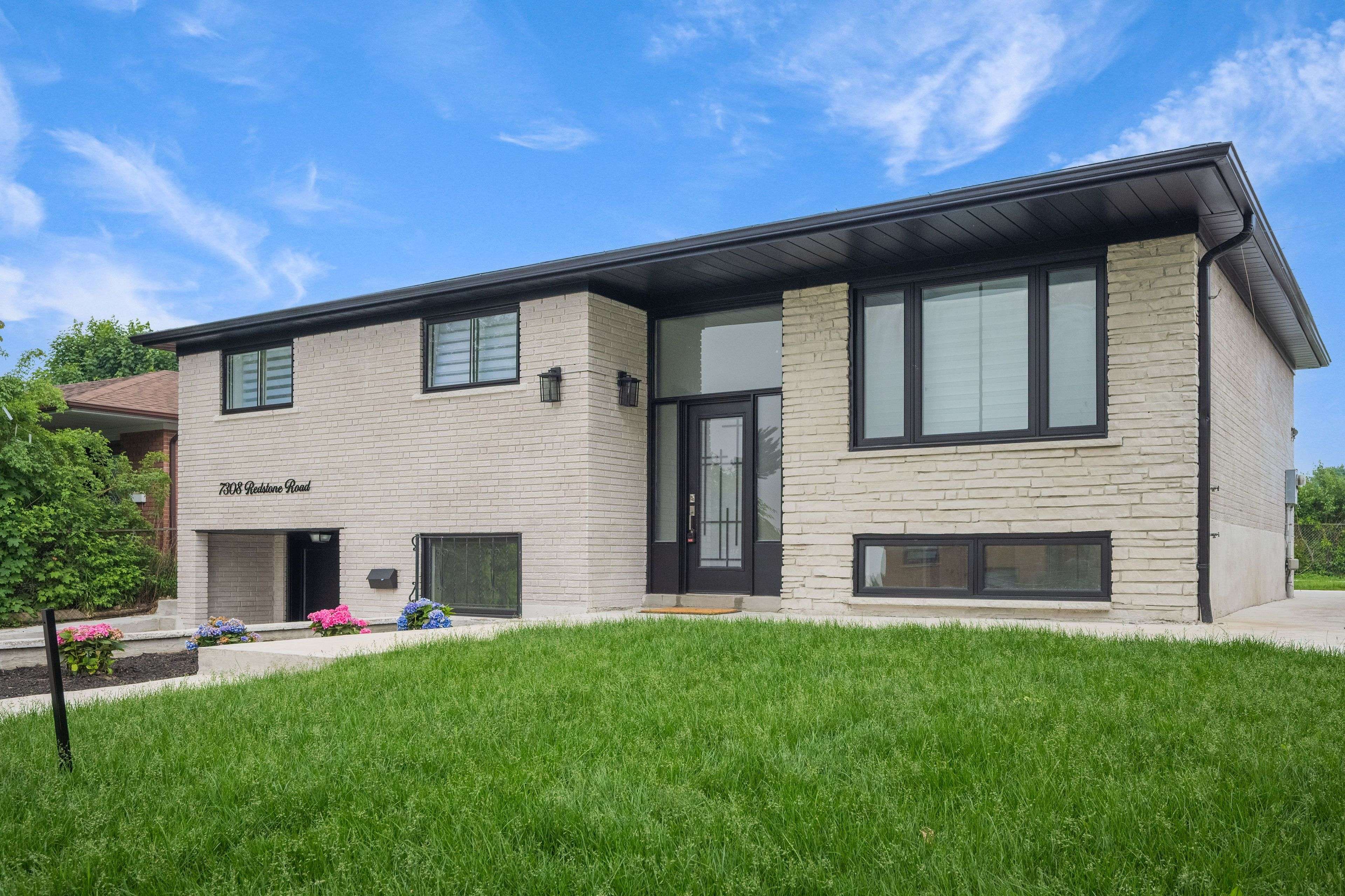 Mississauga, ON L4T 2A9,7308 Redstone RD
