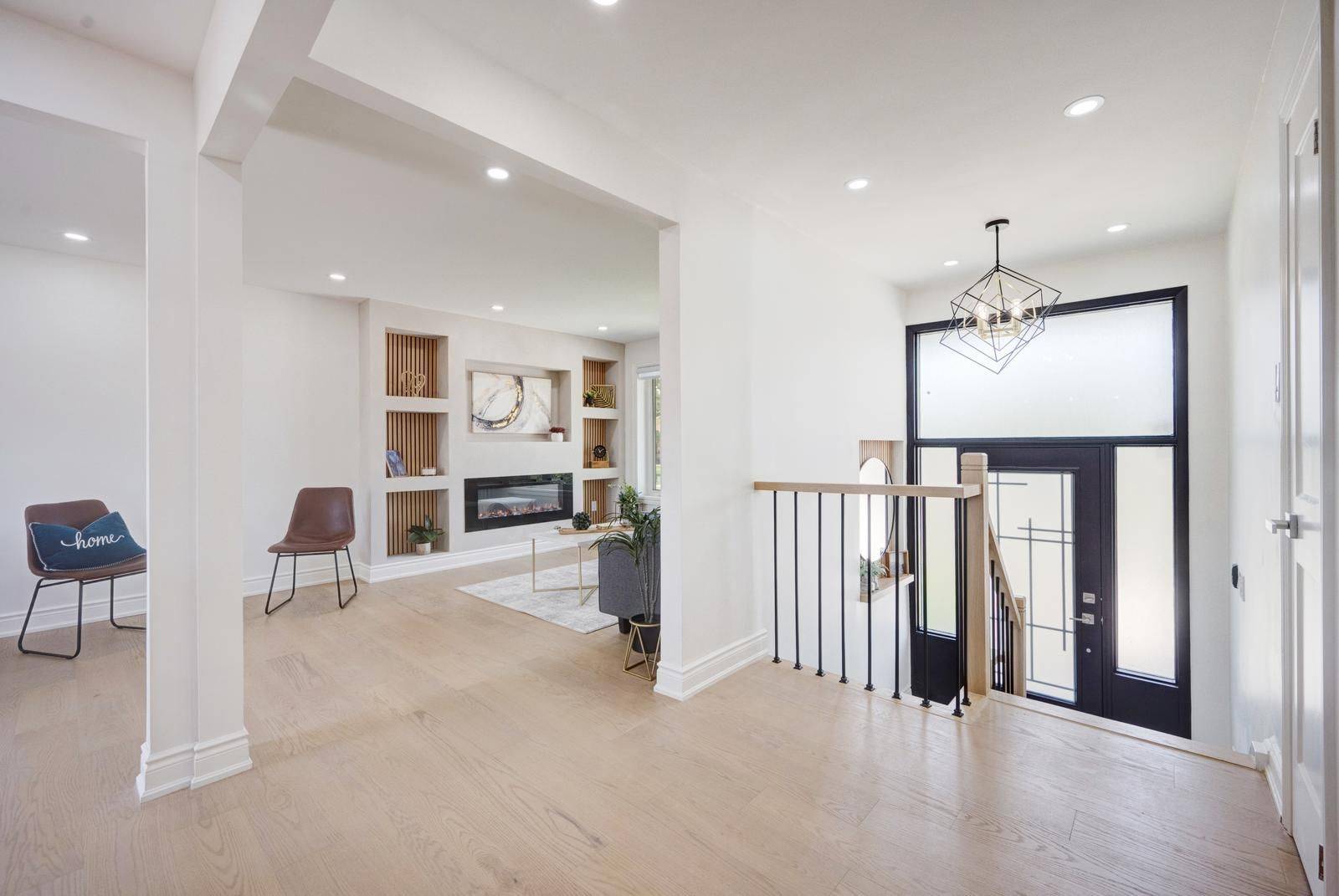 Mississauga, ON L4T 2A9,7308 Redstone RD