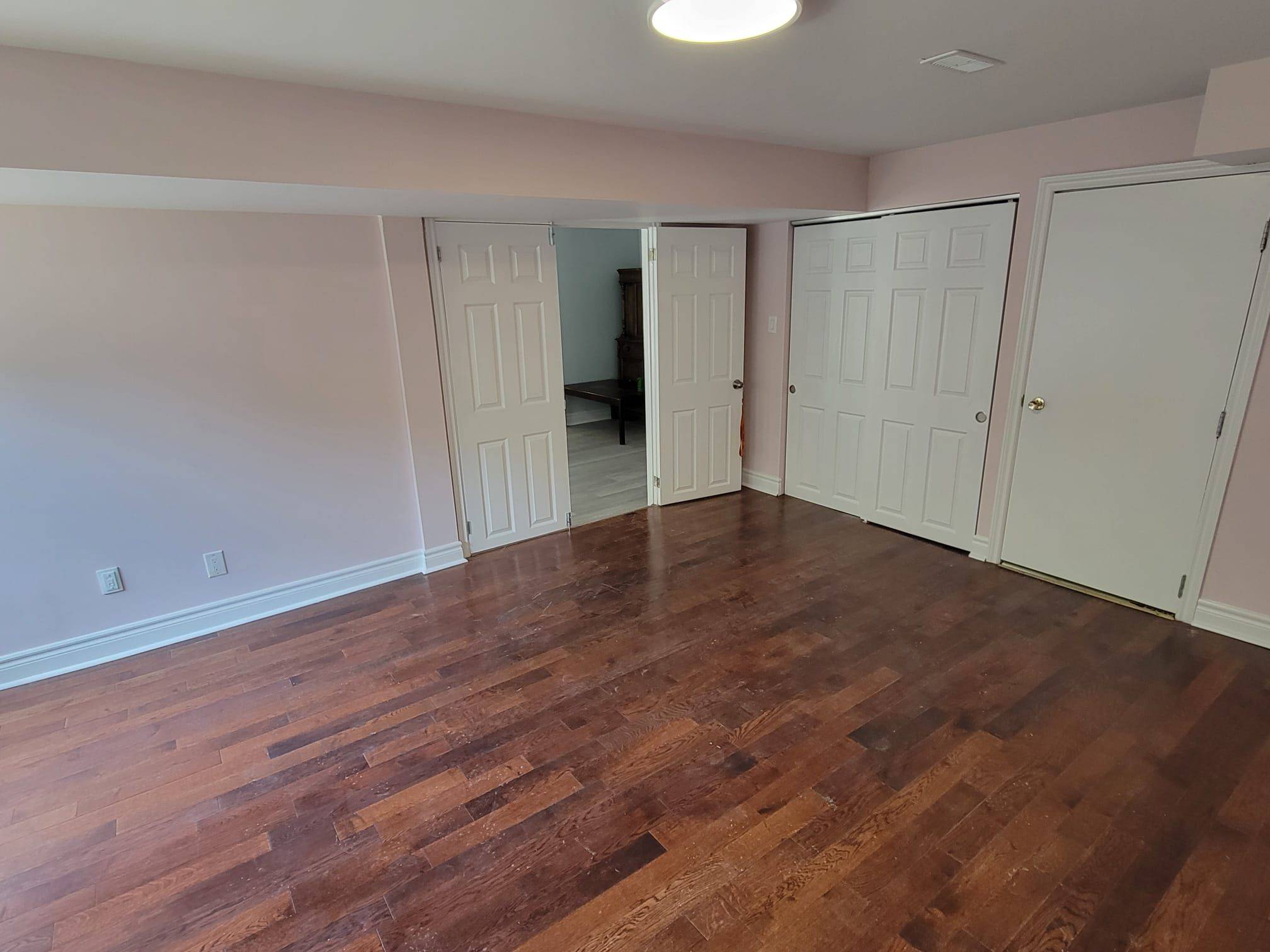 Mississauga, ON L5R 2M5,219 Glenn Hawthorne BLVD #Lower