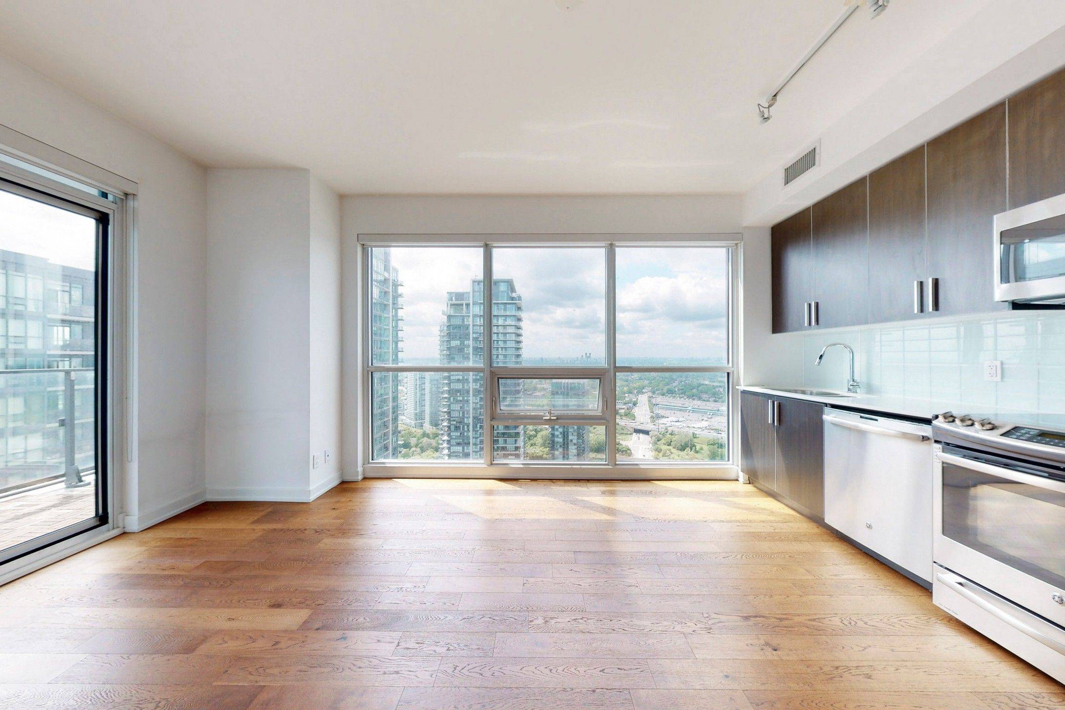 Toronto W06, ON M8V 1A4,2200 Lake Shore BLVD W #4604