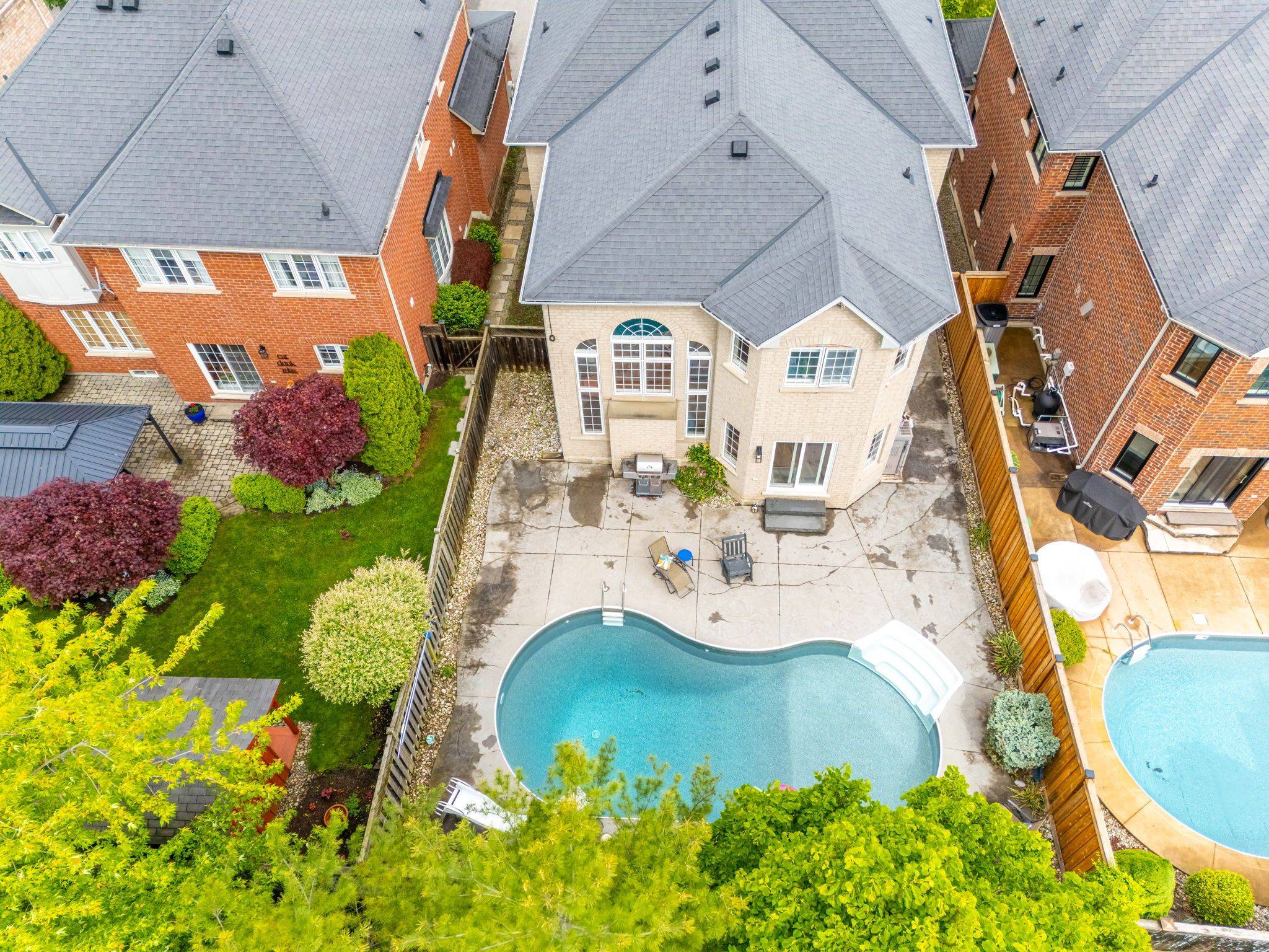 Halton Hills, ON L7G 6E4,6 Stonebrook CRES