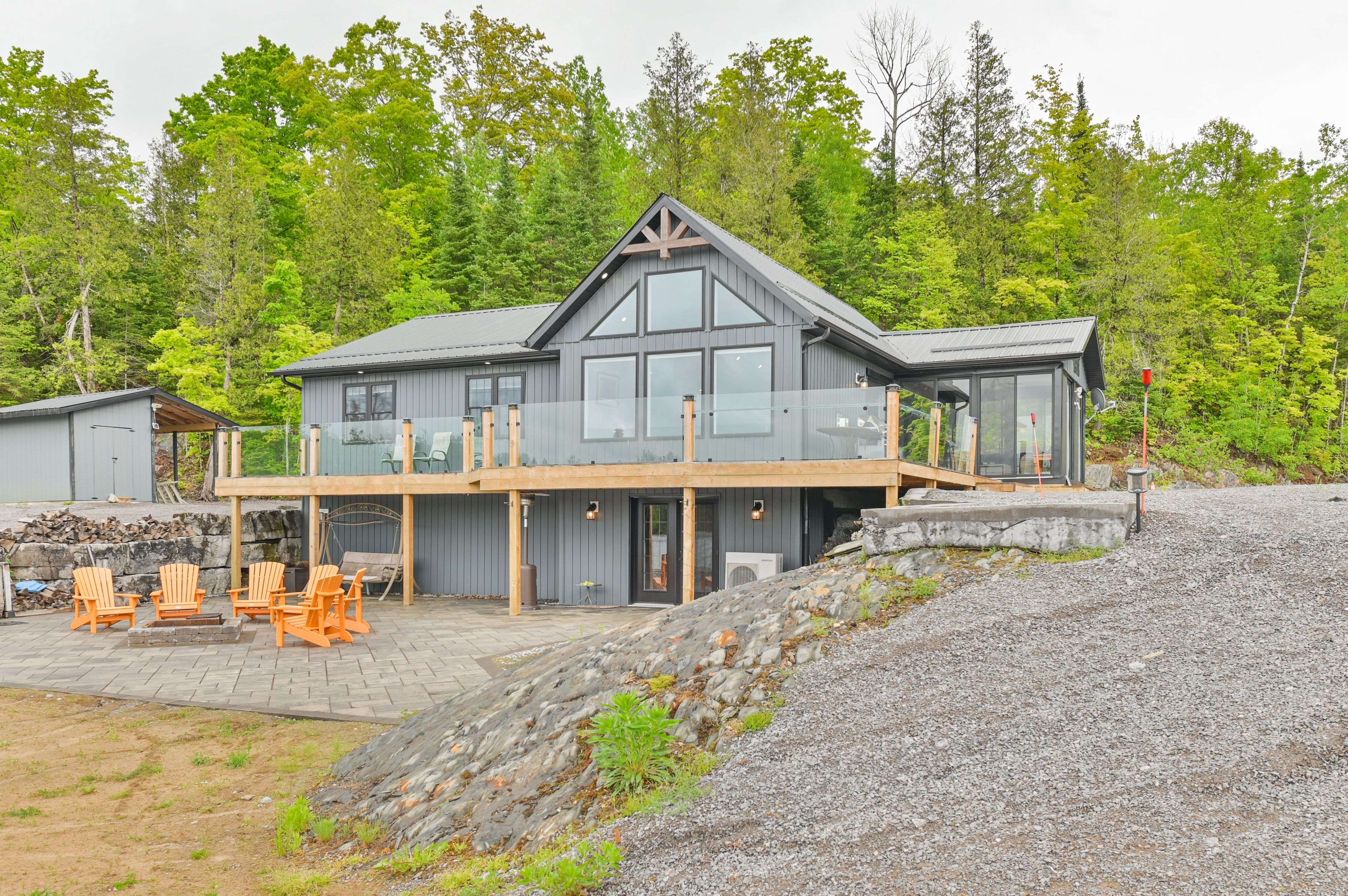 Tudor & Cashel, ON K0L 1W0,475 South Pine View Ridge LN