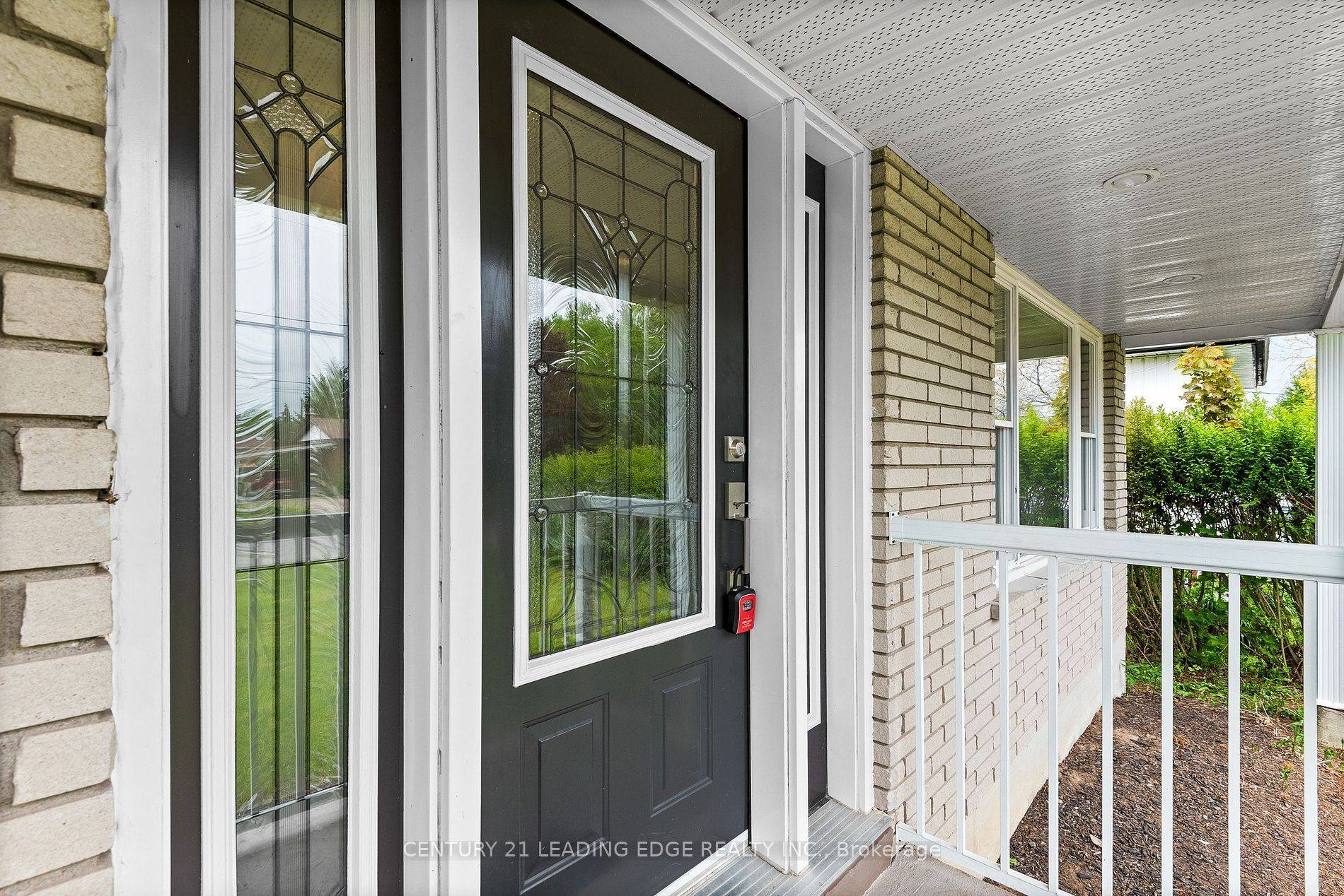 Belleville, ON K8P 5B2,17 Morris DR