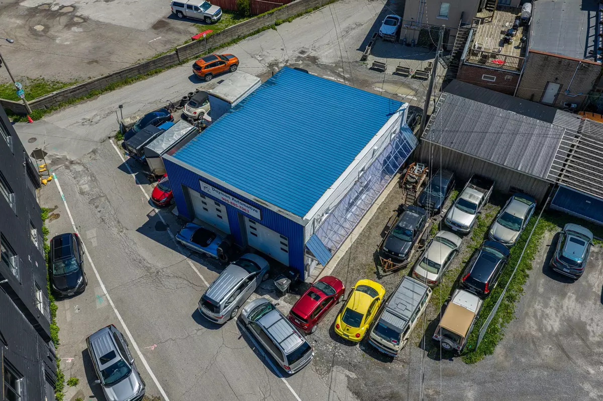 Port Hope, ON L1A 4H6,9 Maitland ST