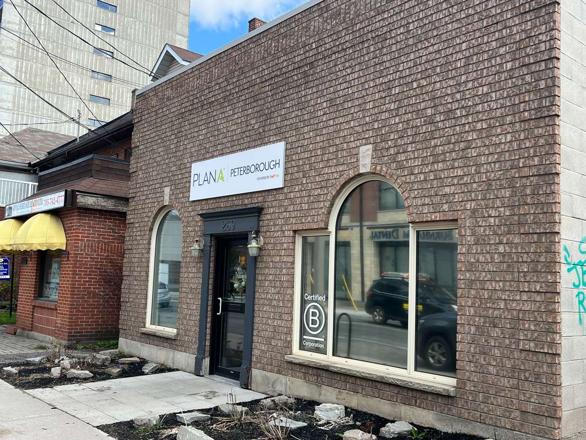 Peterborough Central, ON K9J 2V3,269 CHARLOTTE ST