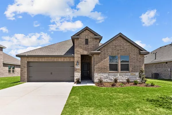 2229 Maple Ridge Drive,  Van Alstyne,  TX 75495
