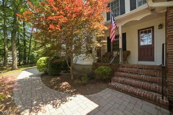Chester Twp., NJ 07930,4 Knollwood Ter