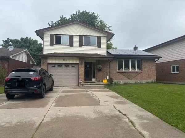 1251 Jalna BLVD, London South, ON N6E 2A8