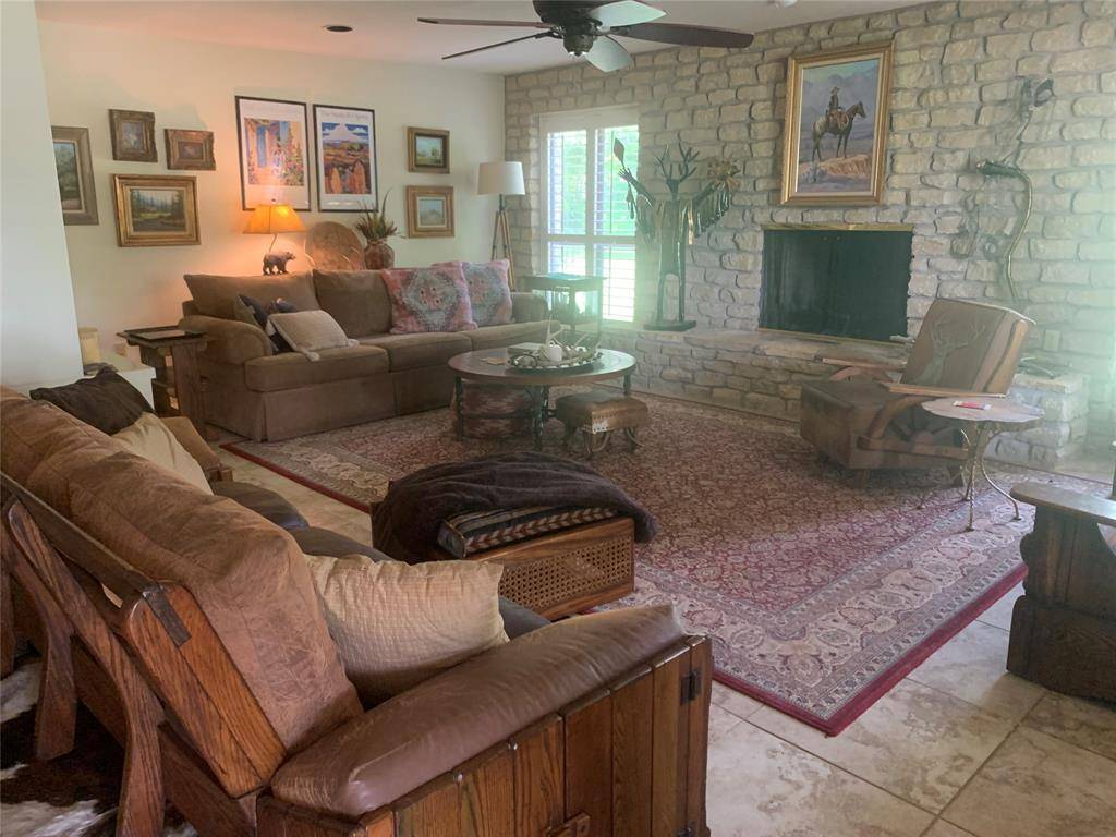 Granbury, TX 76049,8918 Bellechase Road