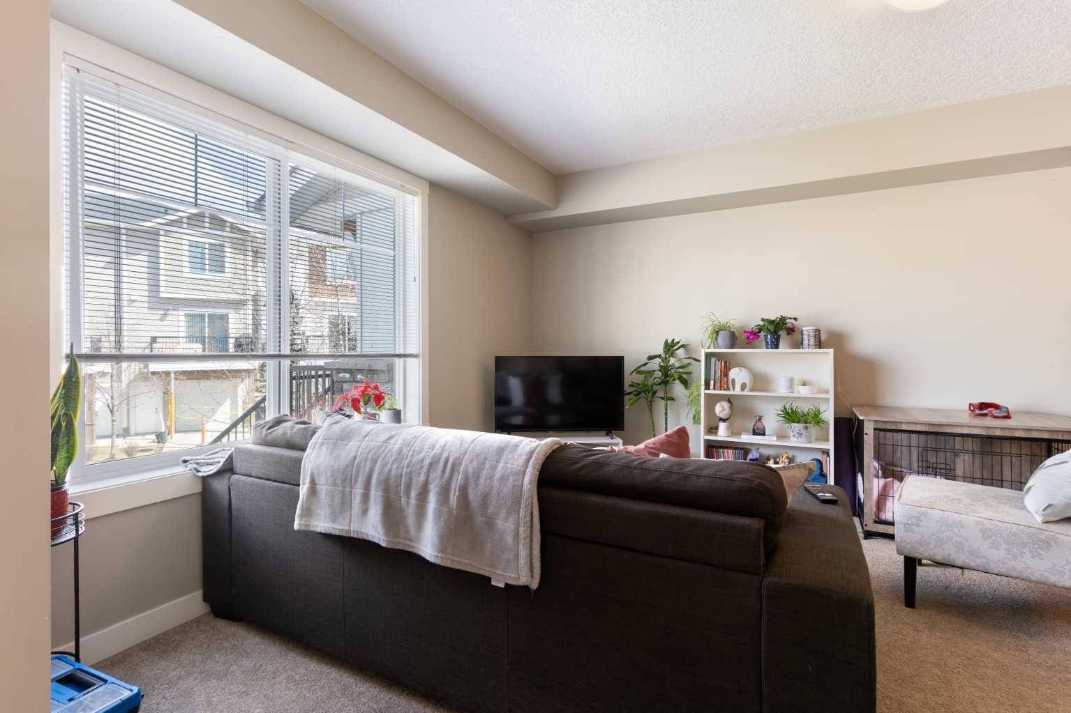 Chestermere, AB T1X0P6,300 Marina DR #239