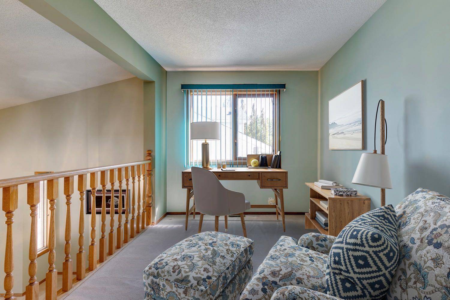 Calgary, AB T2Y2K4,49 Shannon CIR Southwest