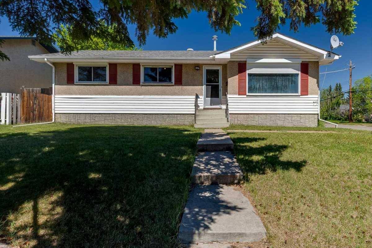 Ponoka, AB T4J 1G3,5102 58 AVE
