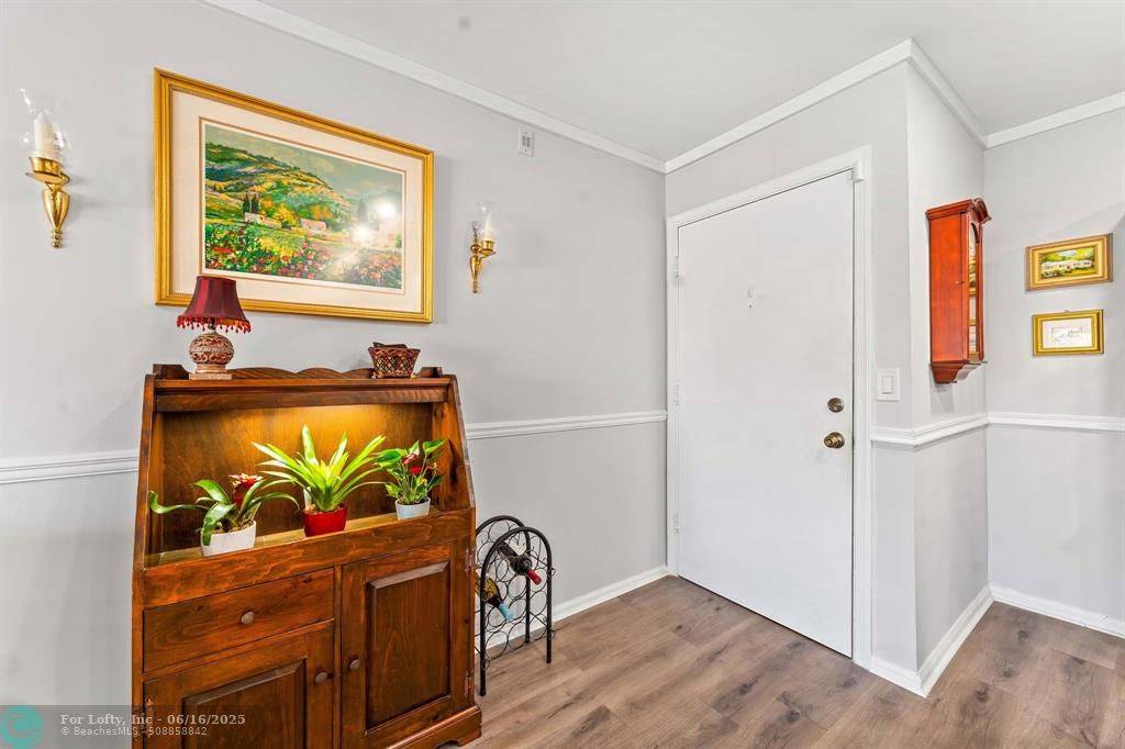 Pompano Beach, FL 33060,120 Cypress Club Dr  #225