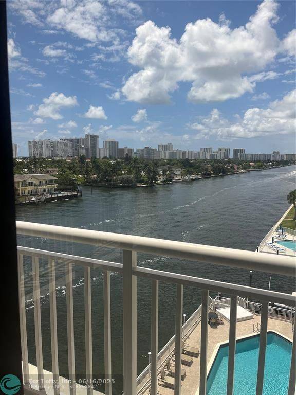 Fort Lauderdale, FL 33308,3100 NE 48th St  #614