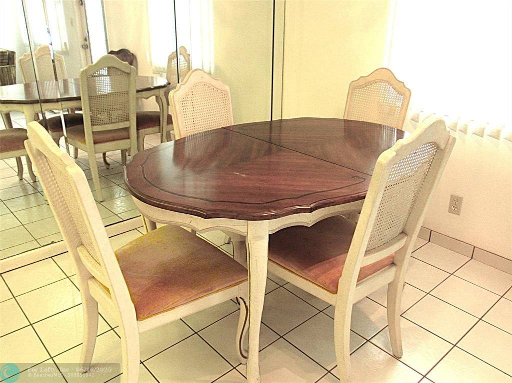 Deerfield Beach, FL 33442,4002 Cambridge A #4002
