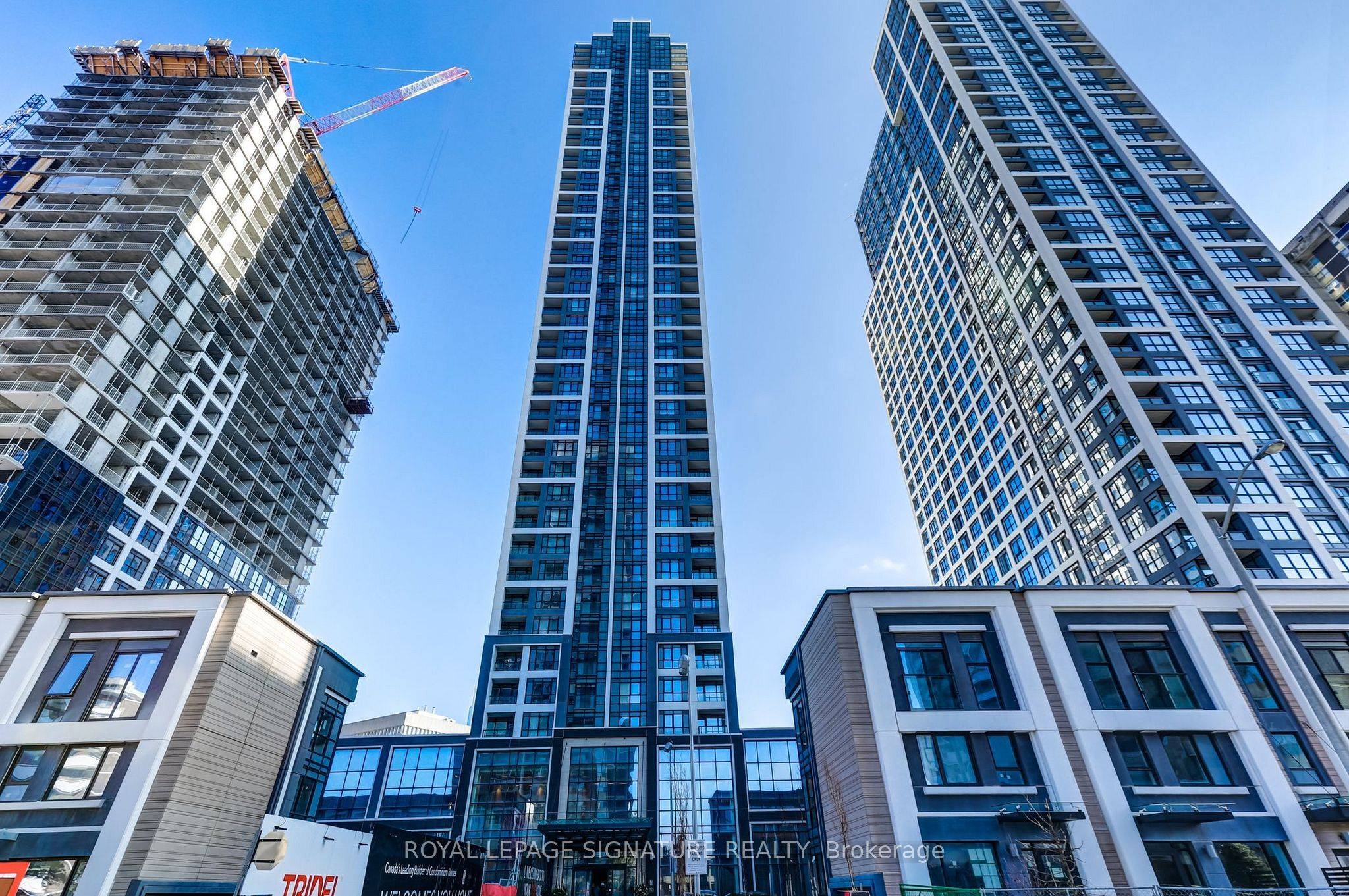 9 Mabelle AVE #2823, Toronto W08, ON M9A 0C9
