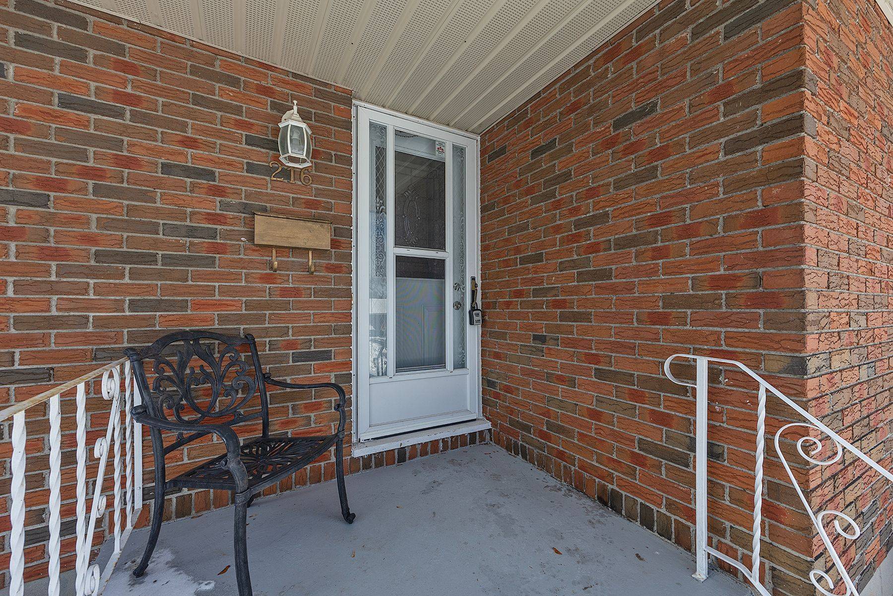 Greater Napanee, ON K7R 2W6,216 Union ST