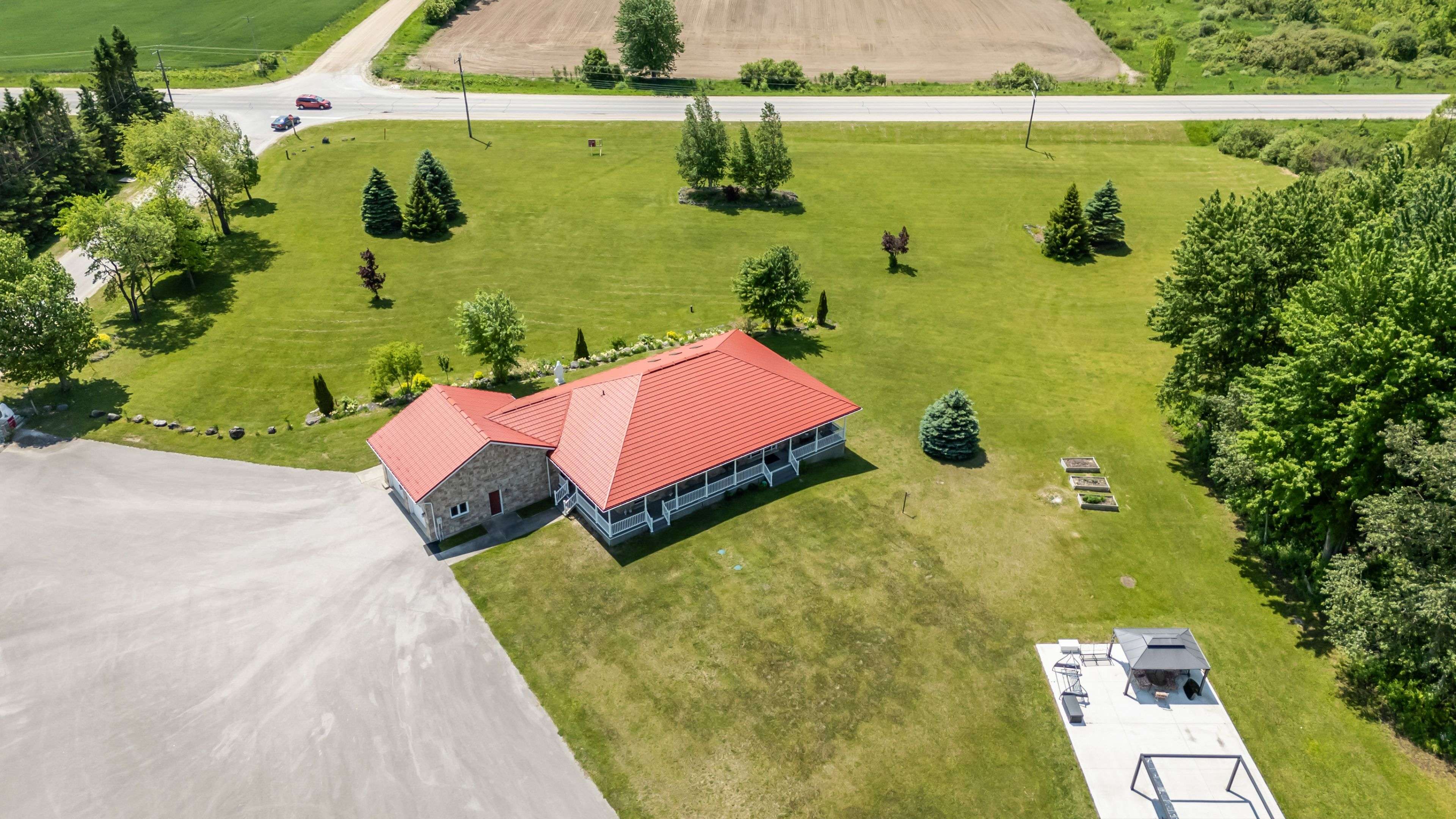 West Grey, ON N0G 1L0,541009 Concession Ndr 14 RD N