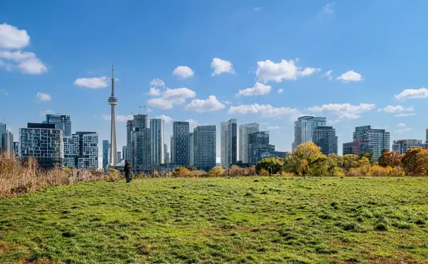 50 Ordnance ST #1302, Toronto C01, ON M6K 0C9
