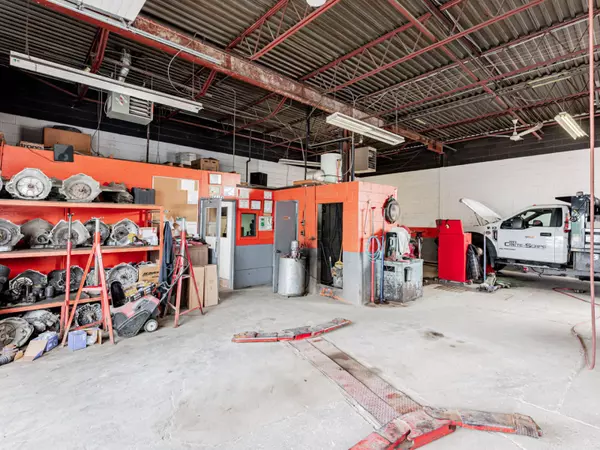 Markham, ON L3R 1J3,50 Don Park RD #1