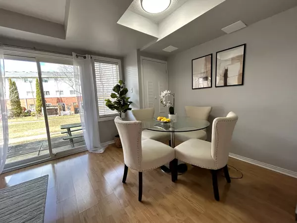 Halton Hills, ON L7G 5M1,39 Wylie CIR #37
