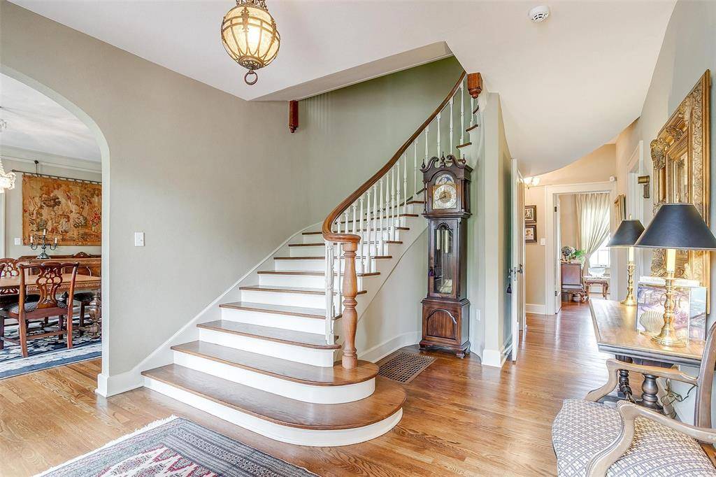 Cross Plains, TX 76443,100 W Cypress Street