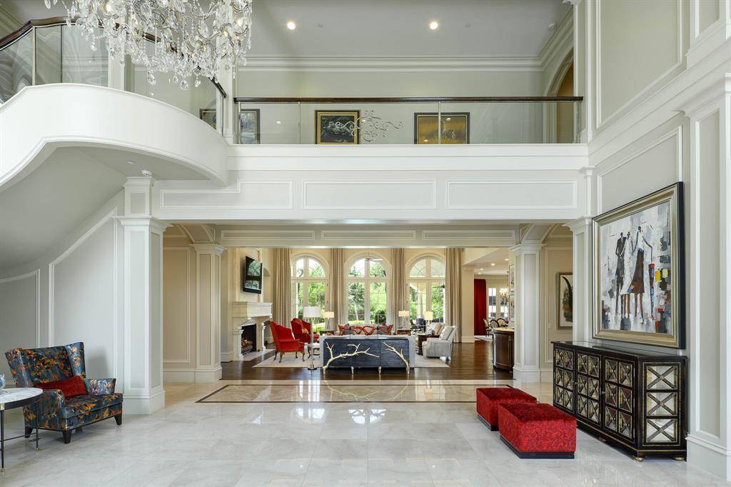 Dallas, TX 75229,10617 Bridge Hollow Court