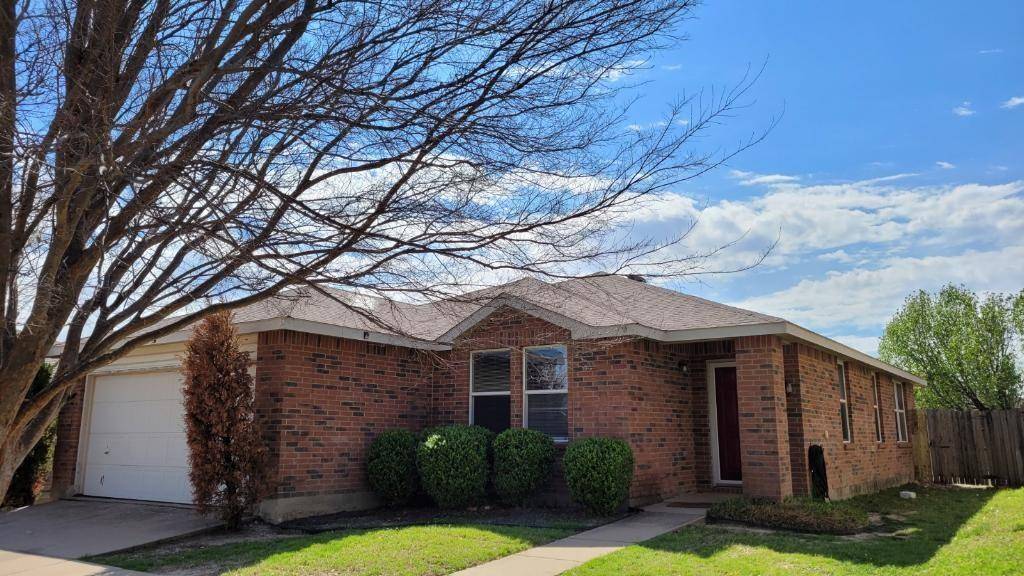 721 Tuscany Trail, Fort Worth, TX 76179