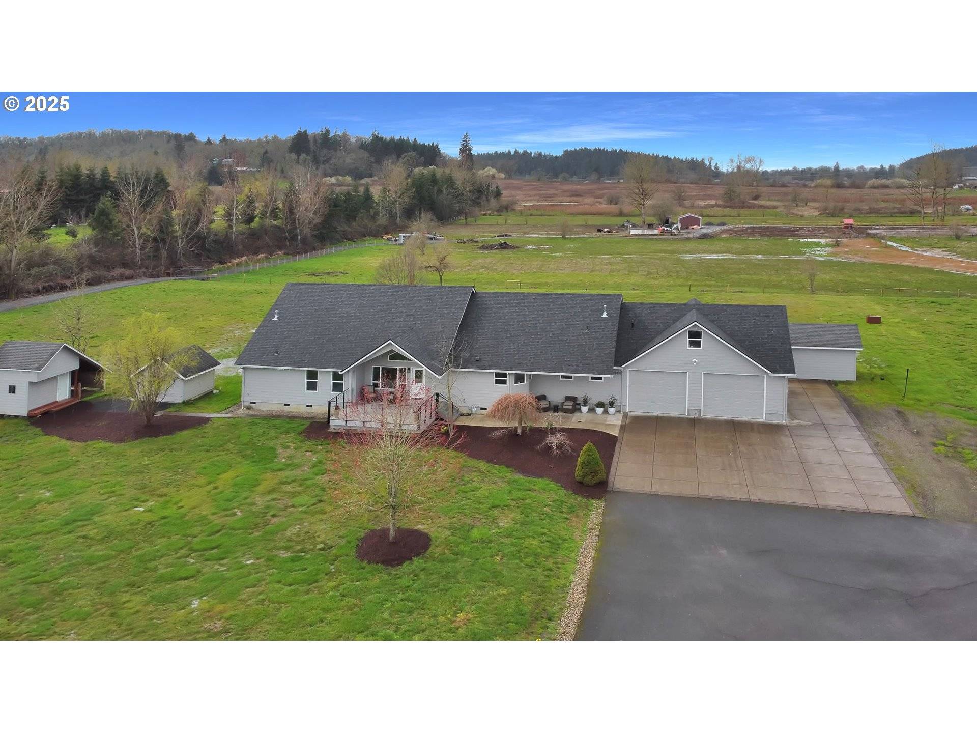 28810 ROYAL AVE, Eugene, OR 97402