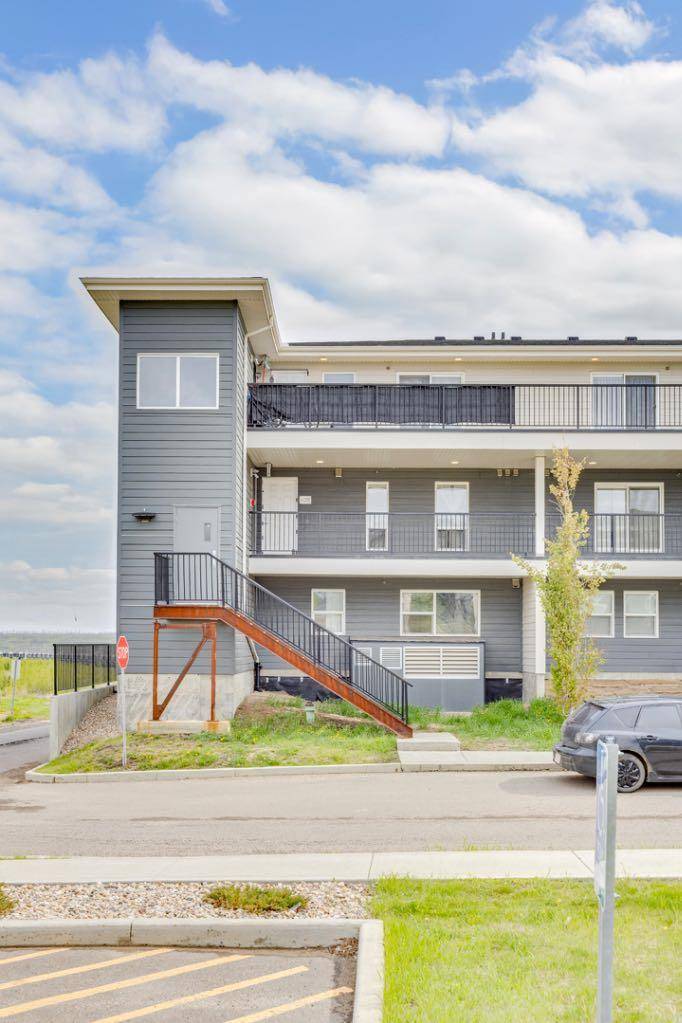Fort Mcmurray, AB T9J 1L6,201 Abasand DR #628