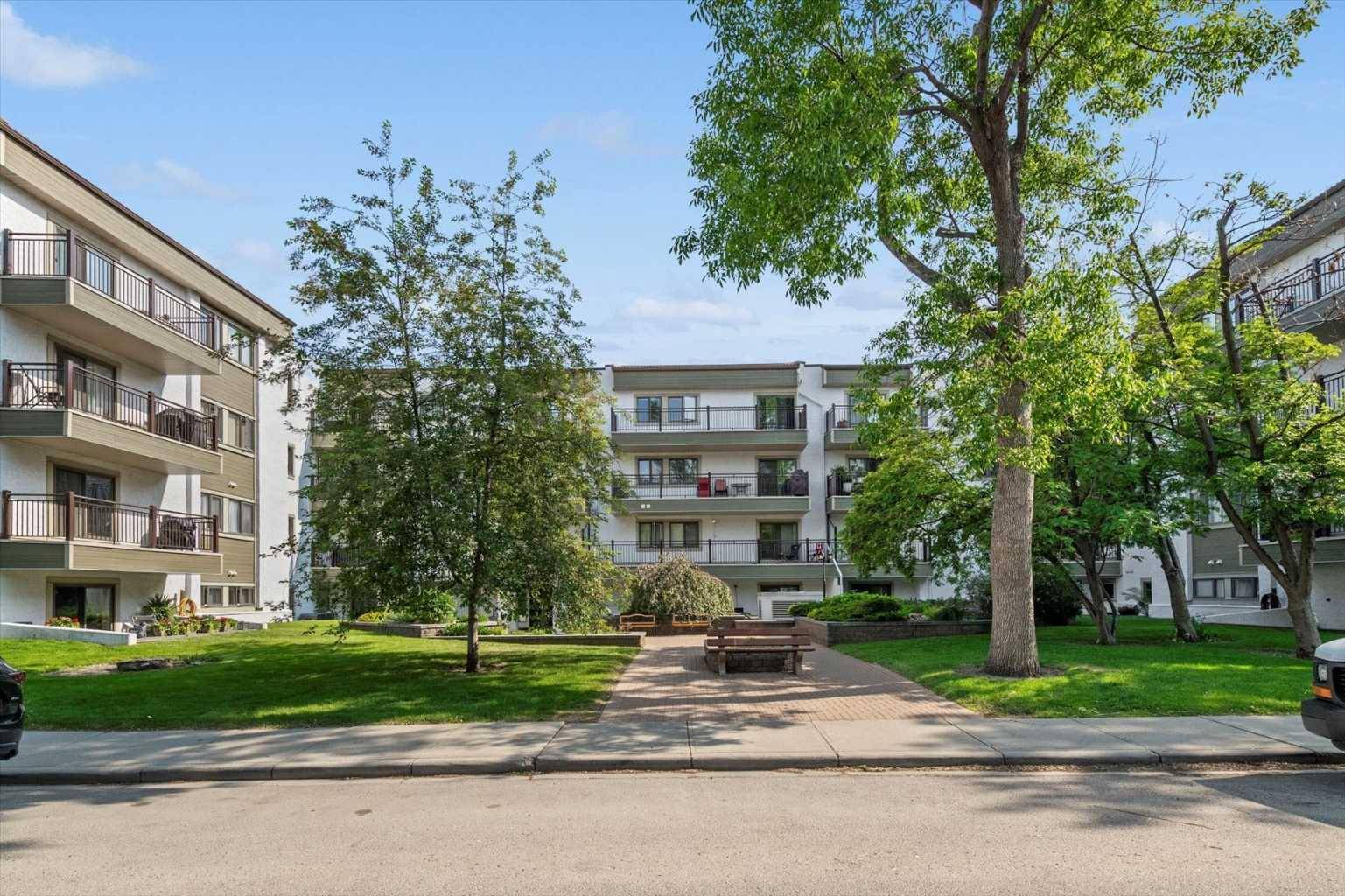 723 57 AVE Southwest #107, Calgary, AB T2V 4Z3