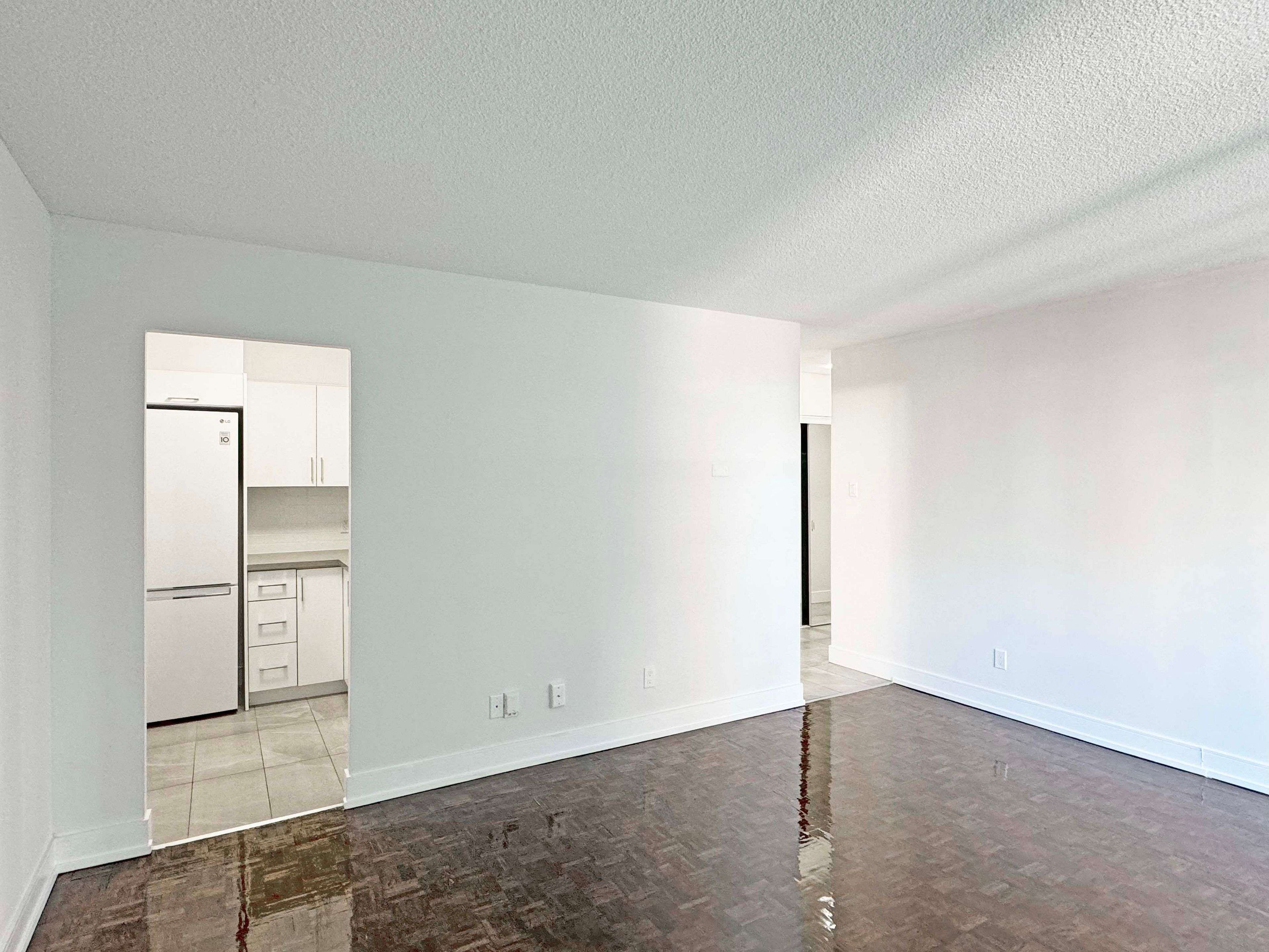33 Isabella ST #514, Toronto C08, ON M4Y 2P7