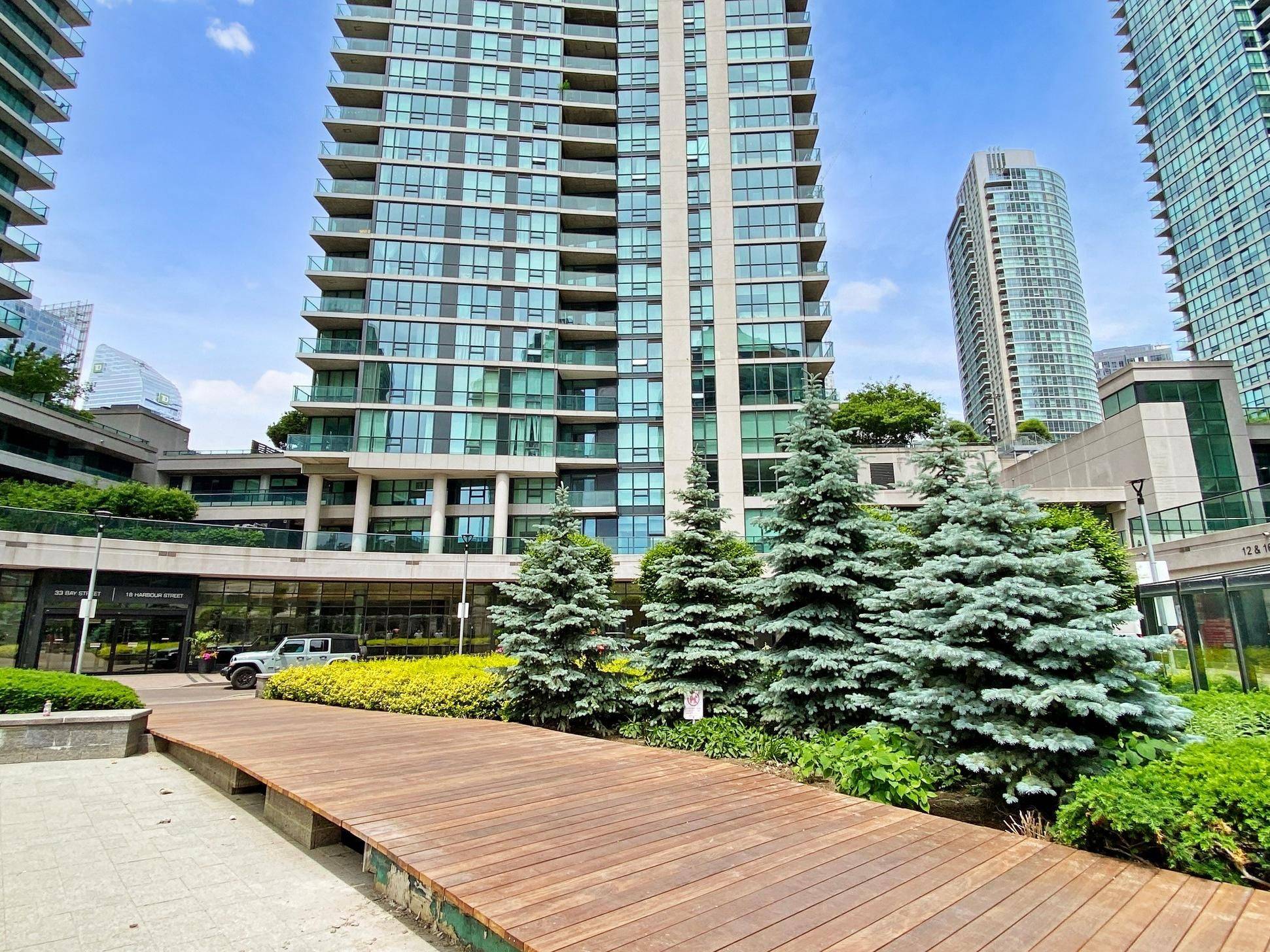 Toronto C01, ON M5J 2Z6,18 Harbour ST #2007