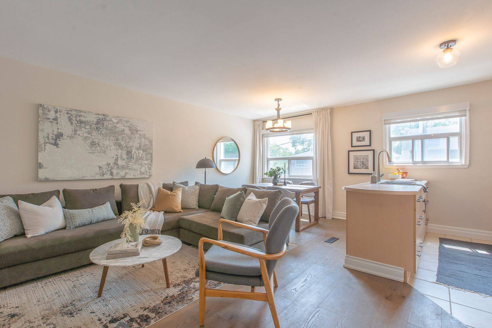 Toronto E02, ON M4L 3V1,159 Bellefair AVE