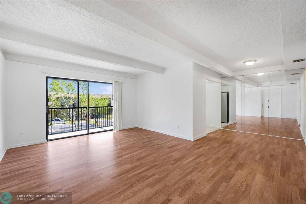 Pompano Beach, FL 33060,1325 S Flagler Ave  #107
