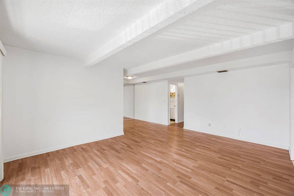 Pompano Beach, FL 33060,1325 S Flagler Ave  #107