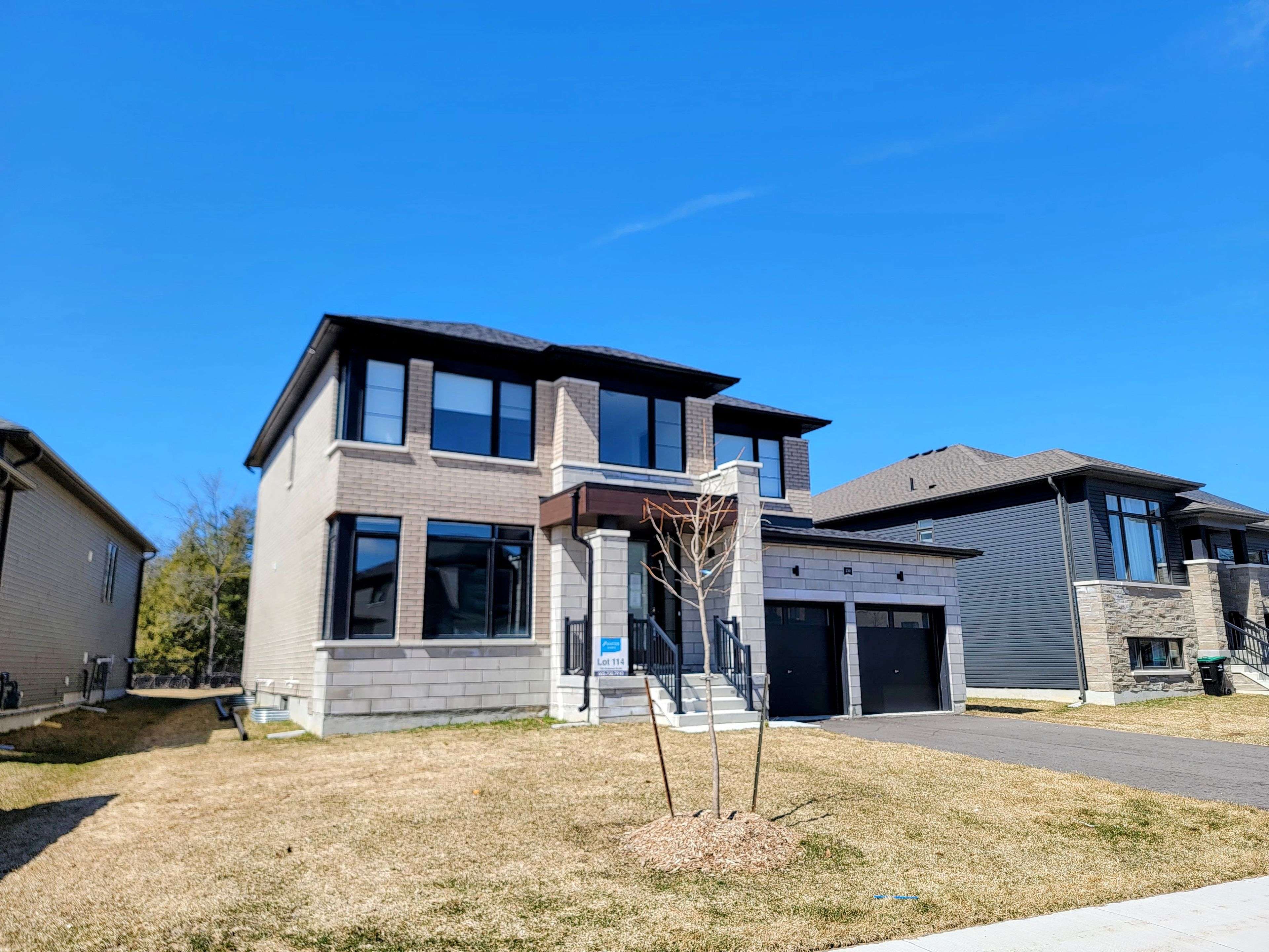 Wasaga Beach, ON L9Z 0N1,150 Rosanne CIR