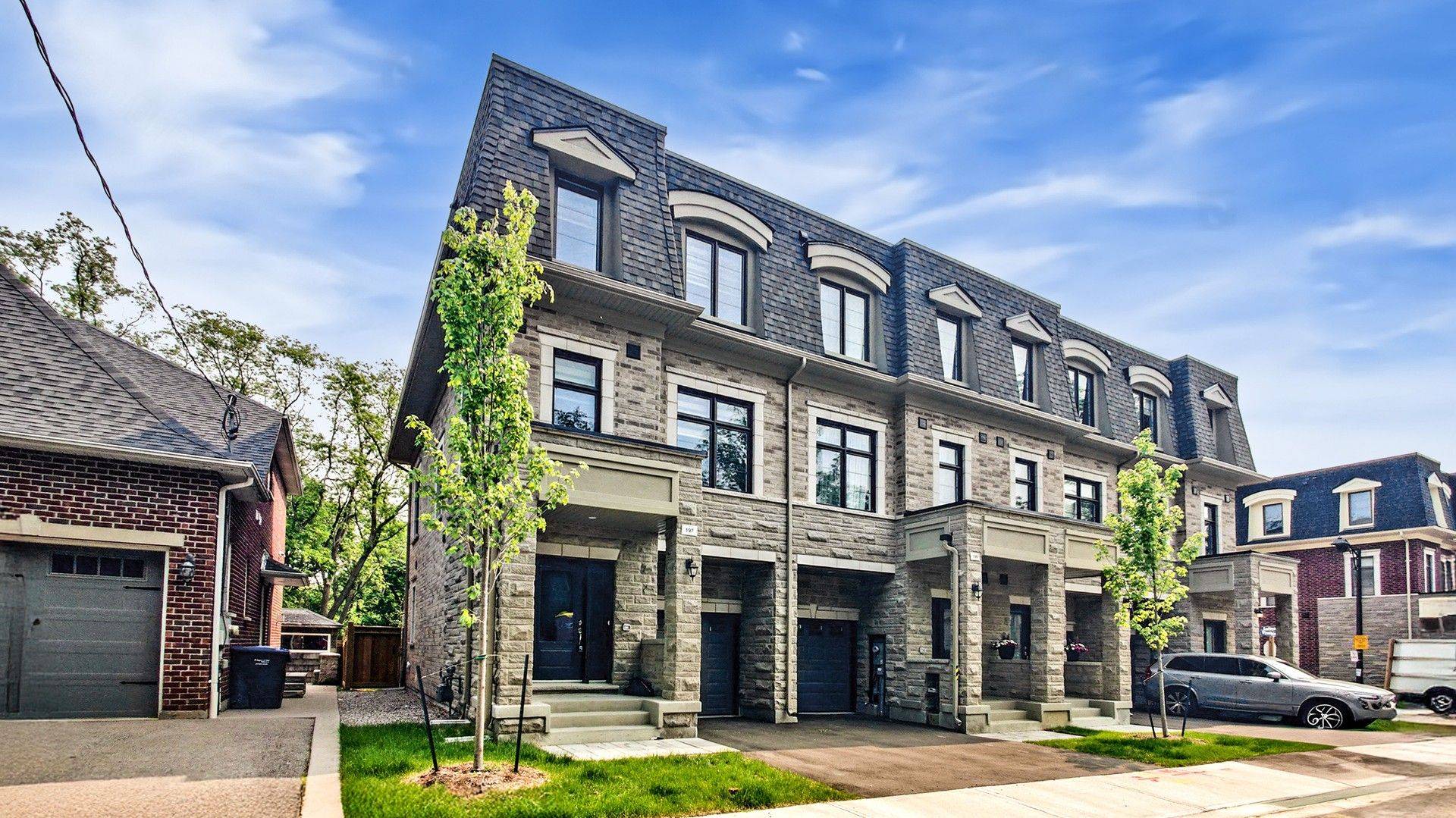 197 Wyndham ST, Mississauga, ON L5M 2S5