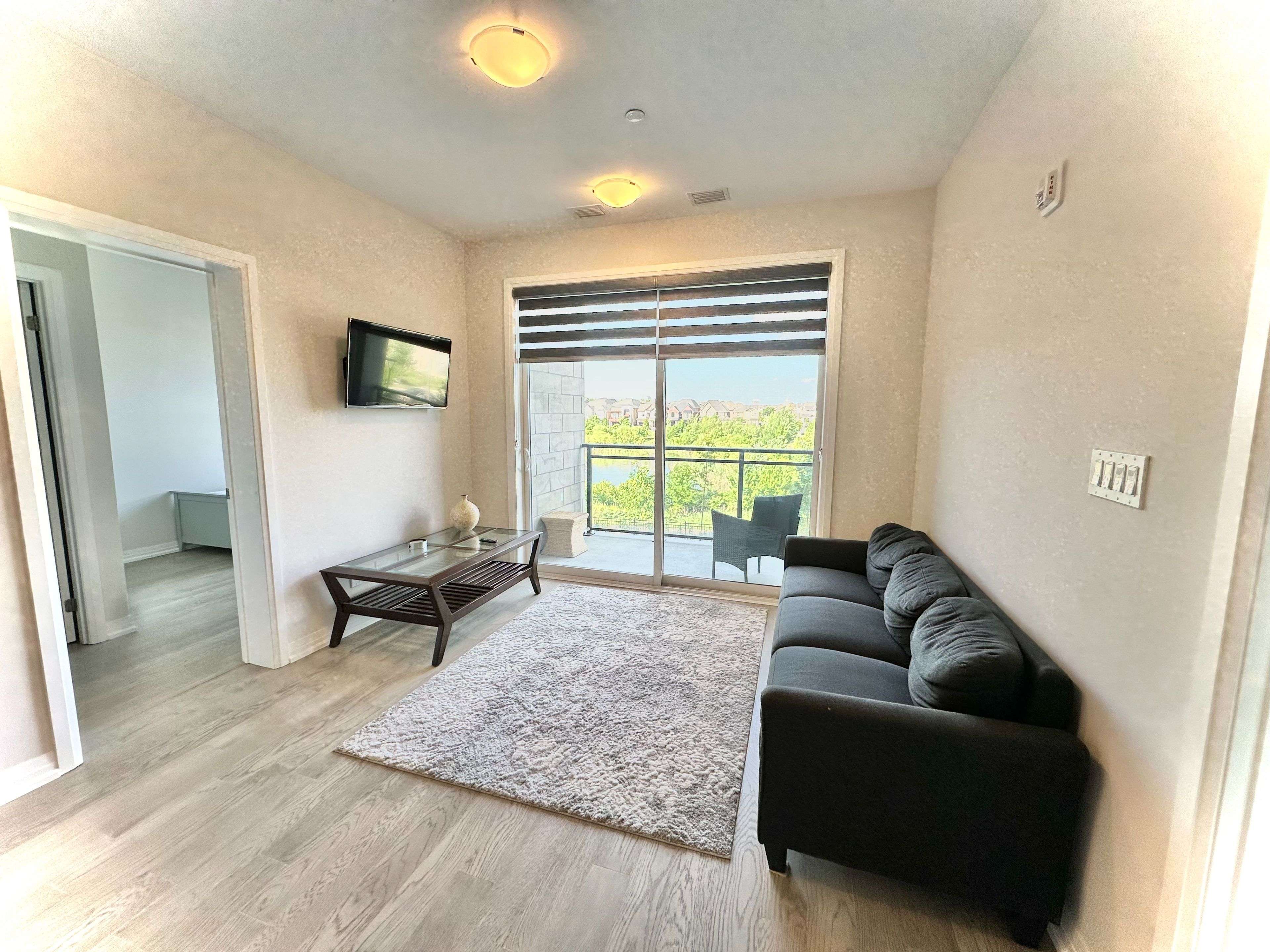 Oakville, ON L6M 1S1,3265 Carding Mill TRL #206
