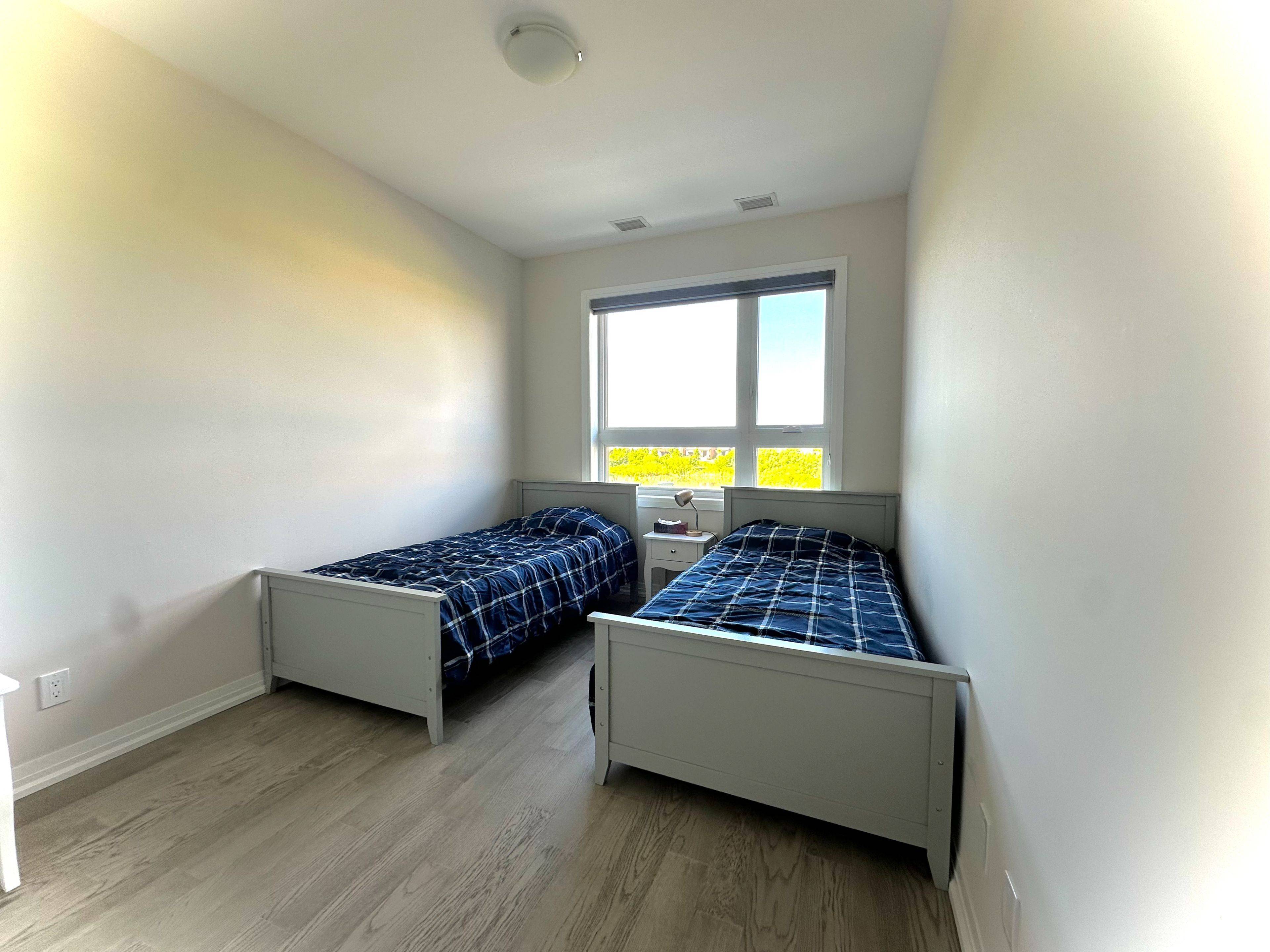 Oakville, ON L6M 1S1,3265 Carding Mill TRL #206