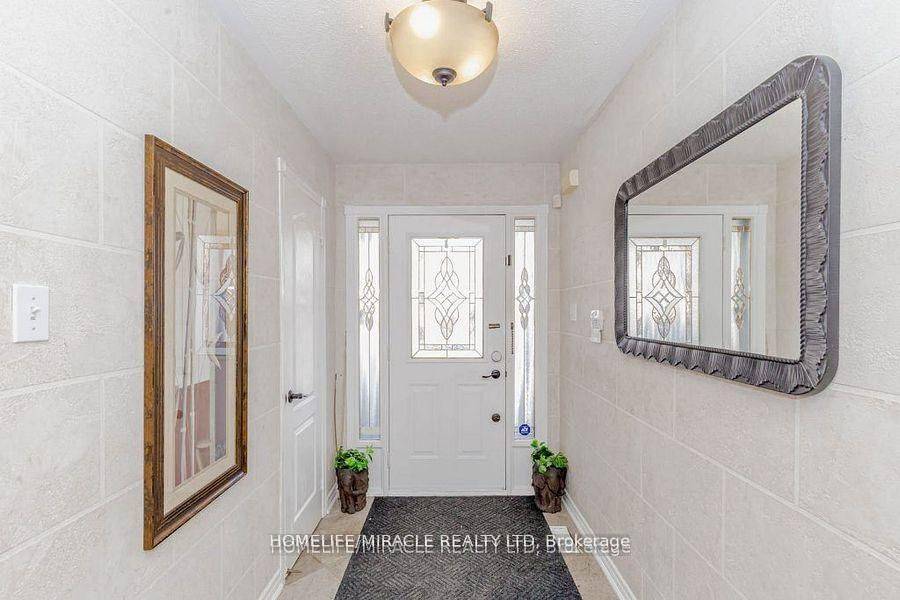 Brampton, ON L7A 2B7,38 Heartleaf CRES