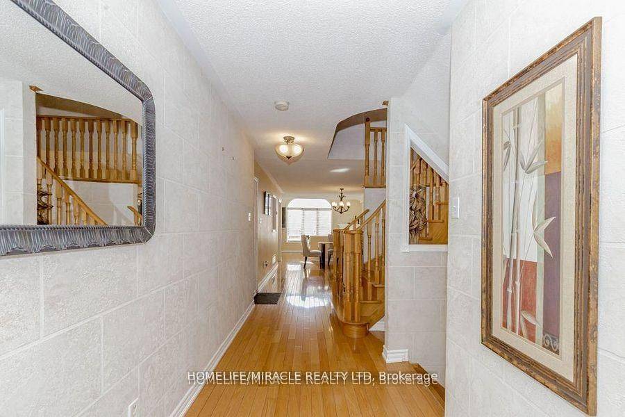 Brampton, ON L7A 2B7,38 Heartleaf CRES