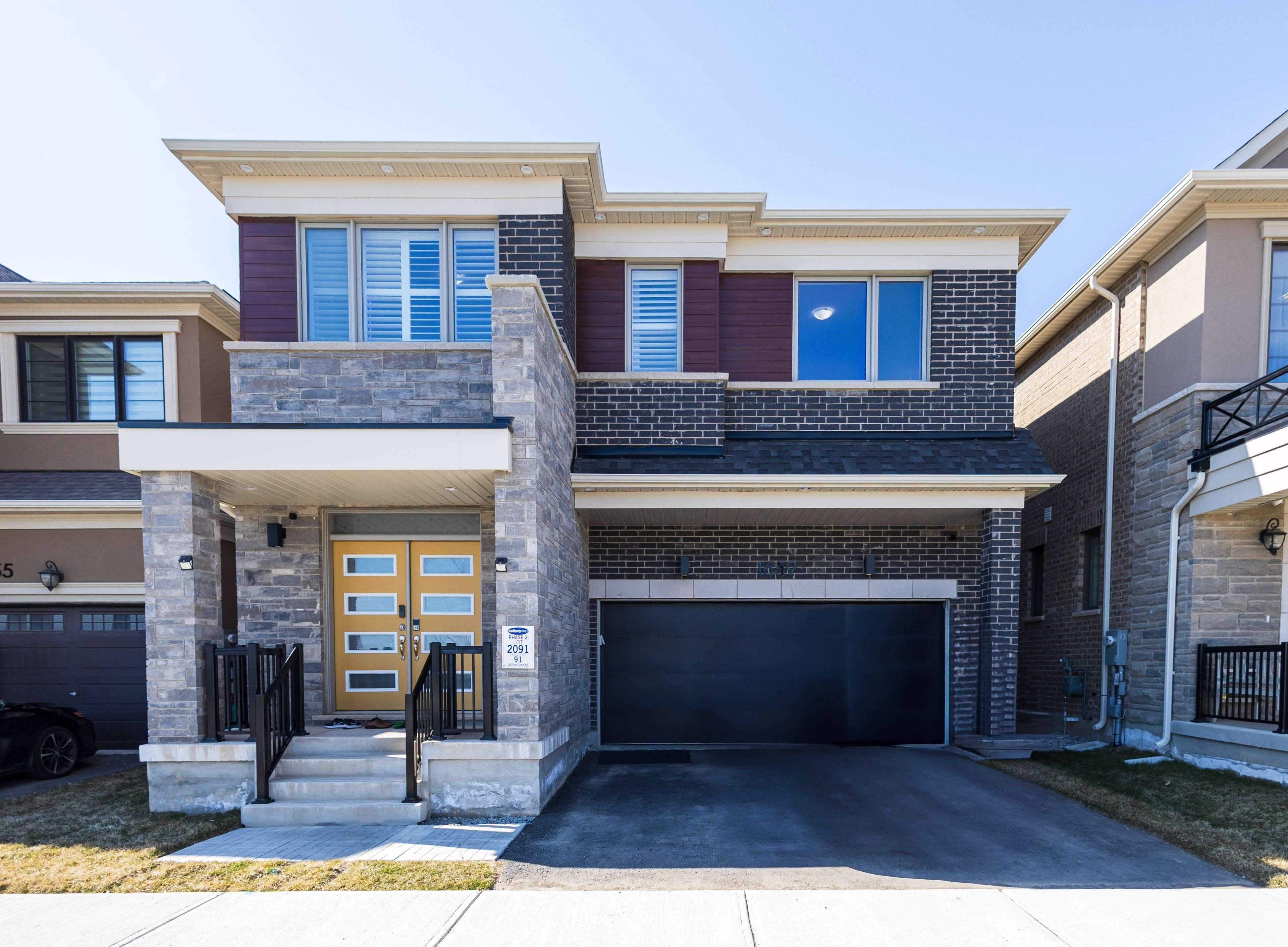 1659 Whitlock AVE, Milton, ON L9E 2A4