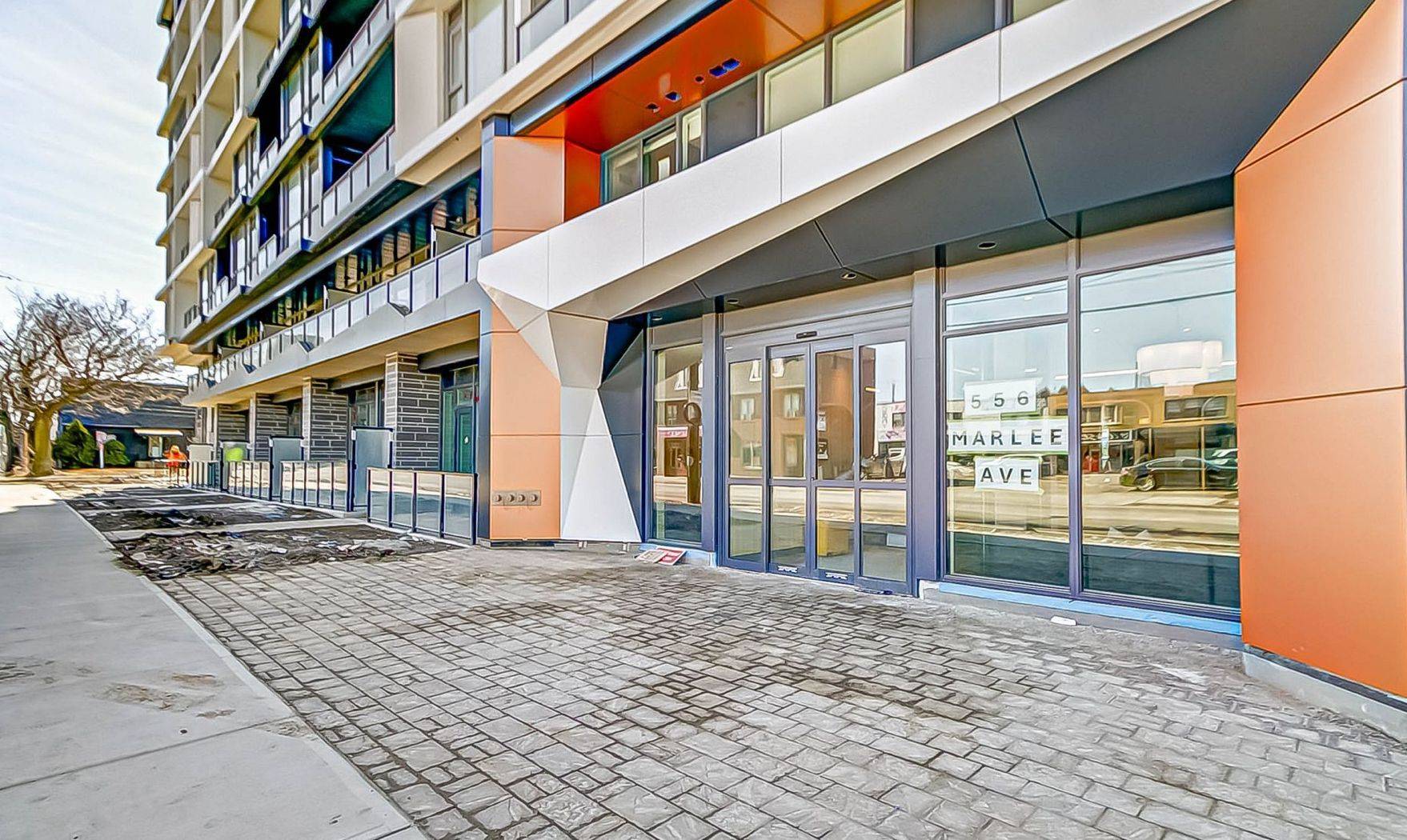 Toronto W04, ON M6B 3J4,556 Marlee AVE #725